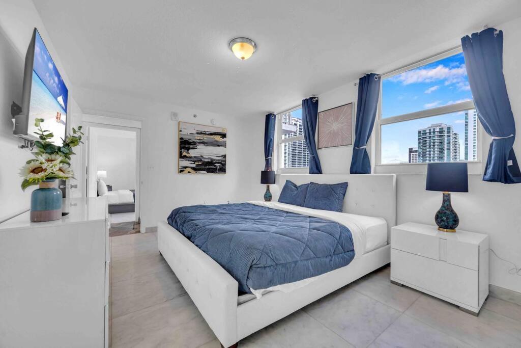 Iconic High Floor 3 Bedrooms In The Heart Of Miami Zewnętrze zdjęcie